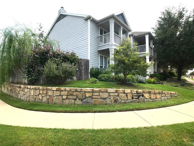 Building Photo - 10736 Traymore Dr