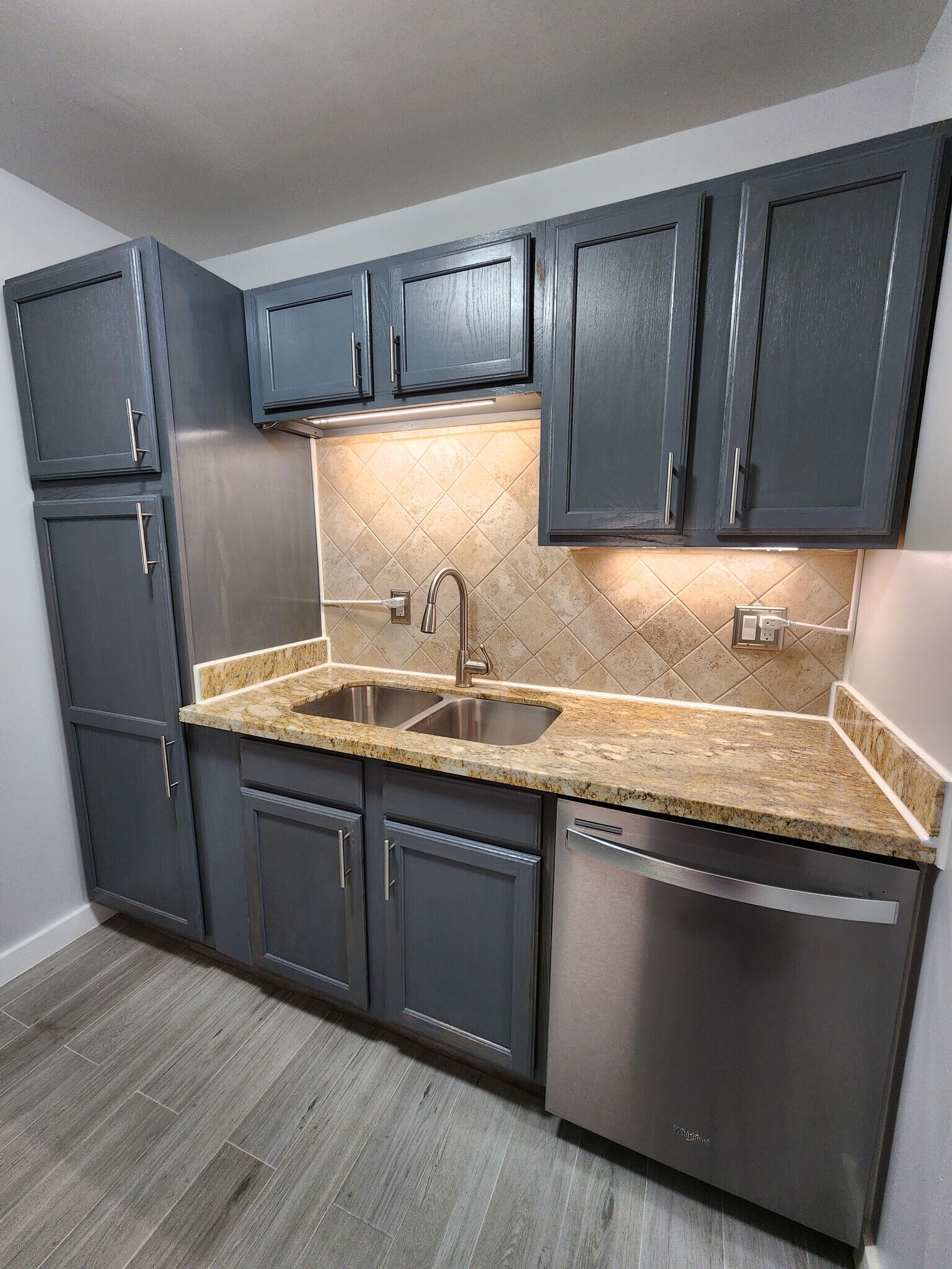 Building Photo - 10555 Turtlewood Ct