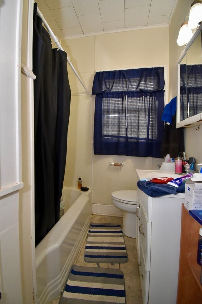 Building Photo - Charming 1 Bed 1 Bath House in Ruston!
