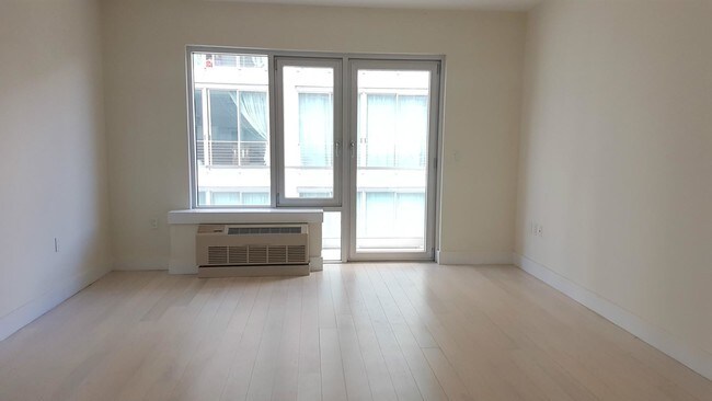 Building Photo - 109 Gold Street