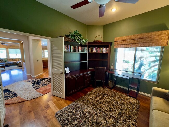 Building Photo - 128 Kavenish Dr