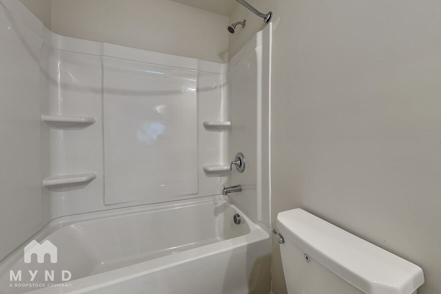 Building Photo - 5504 Soft Shell Dr