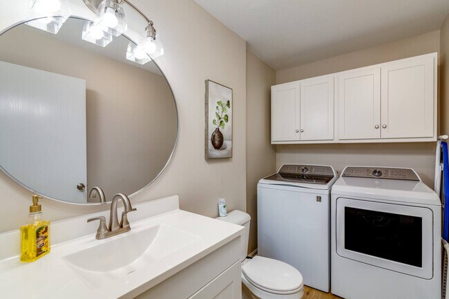 Building Photo - 10268 Cleveland Rd