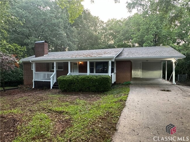 Primary Photo - 108 White St