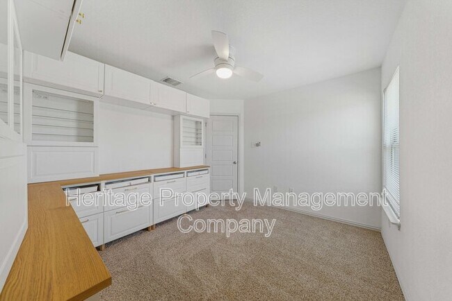 Building Photo - 9683 Shorebird Ln