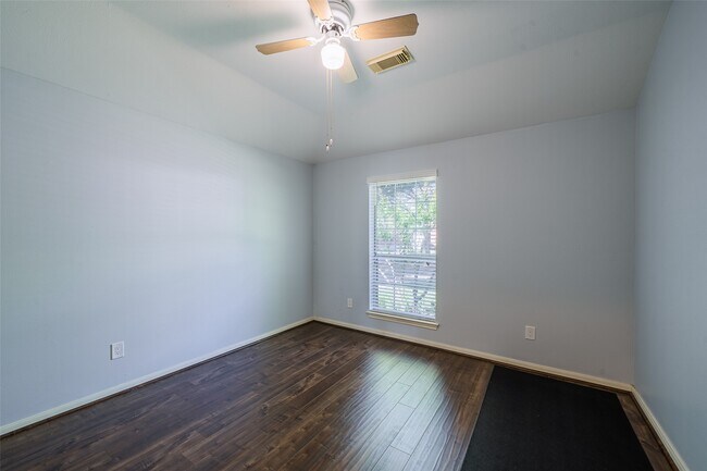 Building Photo - 5114 Plantation Colony Dr