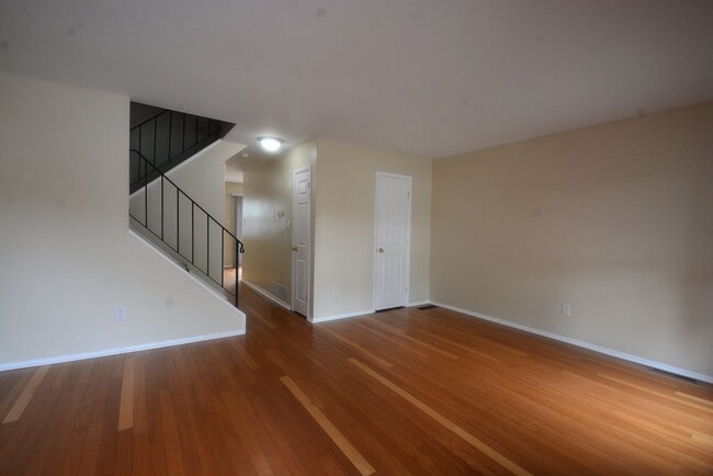 Building Photo - Recently Updated 3 Bedroom 1 Bath in Newar...