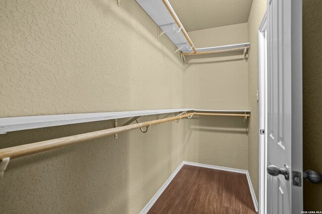 Building Photo - 707 Antler Post