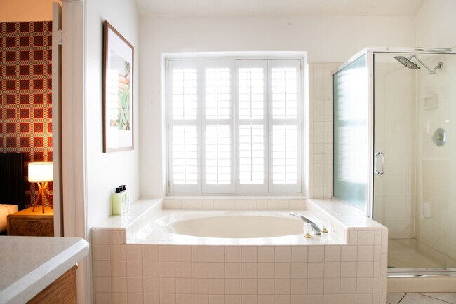 Building Photo - 2002 Chittim Trail Dr