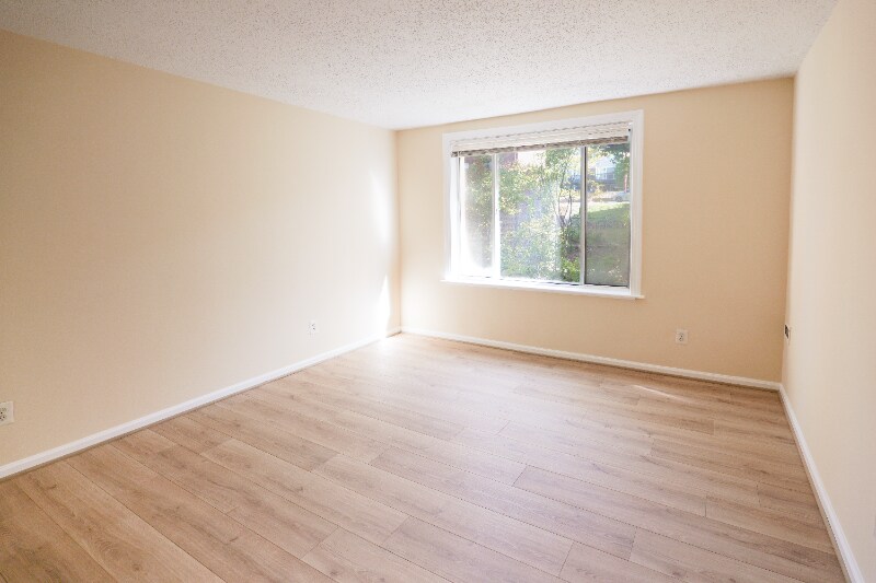 Building Photo - 1730 Arlington Blvd