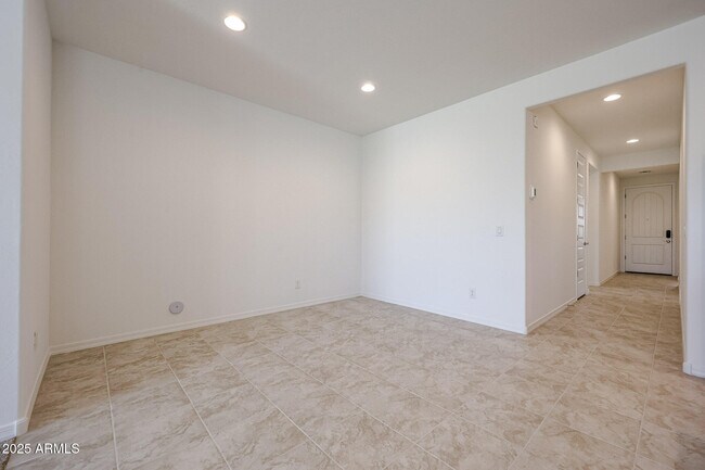 Building Photo - 25183 N 172nd Dr