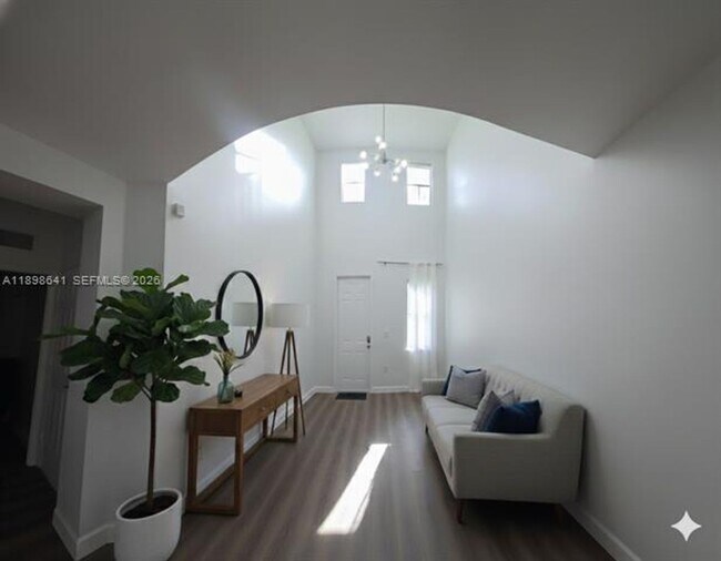 Building Photo - 7406 NW 108th Path