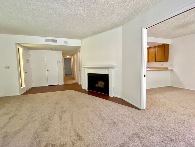Building Photo - 3654 Summershore Ln