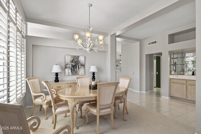 Building Photo - 13930 W Trail Ridge Dr