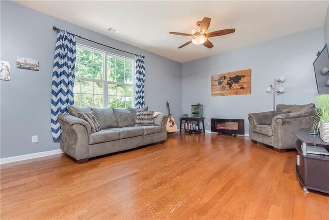 Building Photo - 519 Windstone Trail