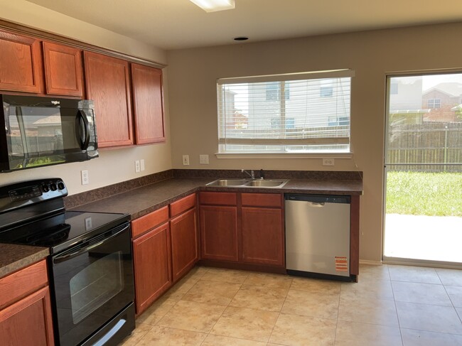 Building Photo - 8517 Gray Shale Dr