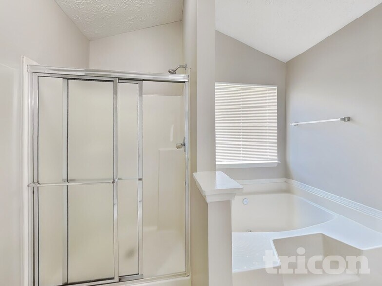 Building Photo - 931 Tilford Point Pl