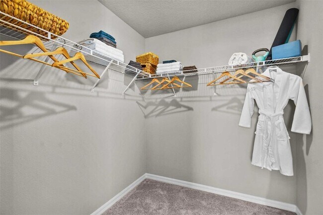 Building Photo - 8683 Holly Grv Ct