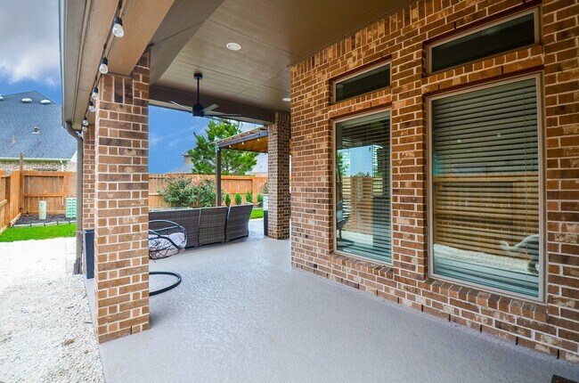 Building Photo - 4515 Primrose Valley Ln