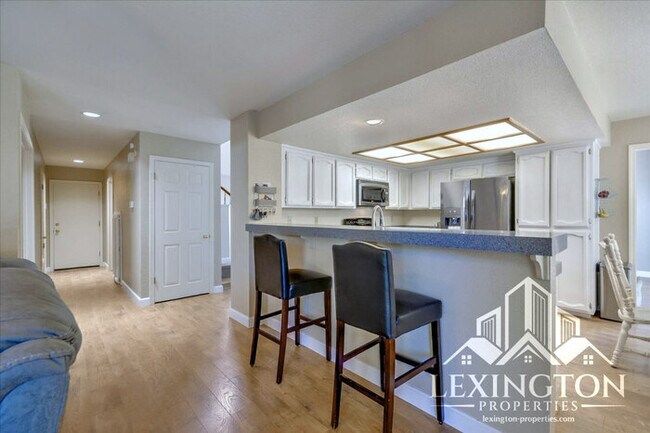 Building Photo - Gorgeous, 4BD/3BA, Home in Esteemed Laguna Neighborhood, Elk Grove, near Kloss Park!