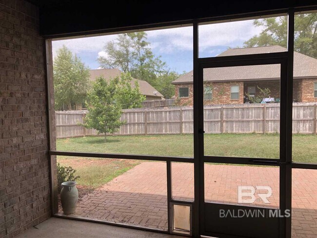 Building Photo - 23738 Havasu Dr