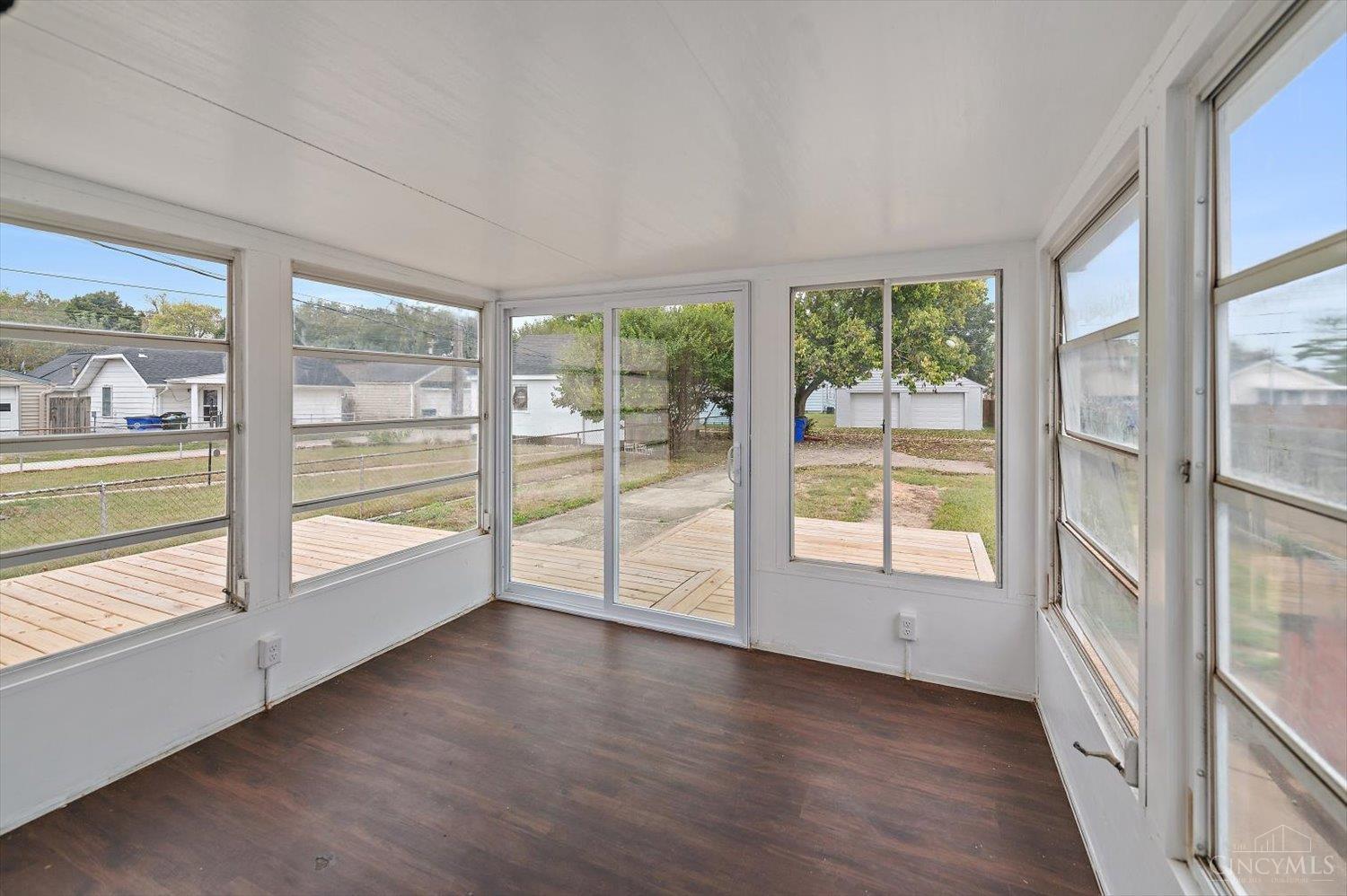 Building Photo - 740 Allen Ave