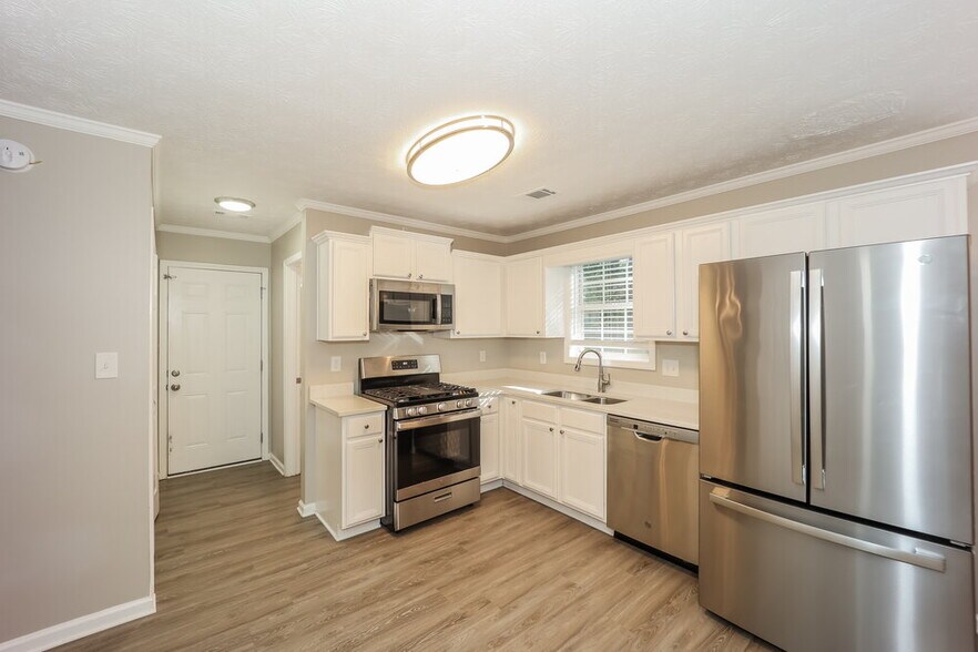 Building Photo - 110 Park Pl Ct