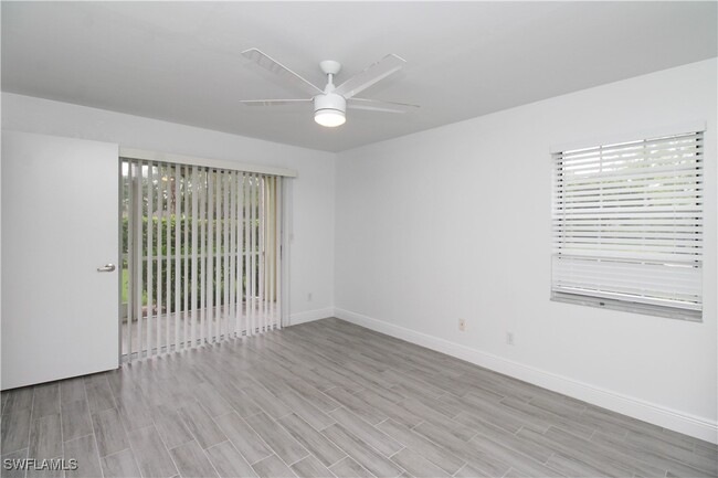 Building Photo - 2566 Kings Lake Blvd