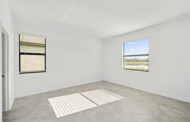 Building Photo - 15059 Palamos Cir