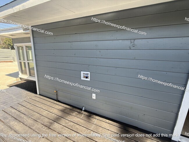 Building Photo - Nice Home For Rent