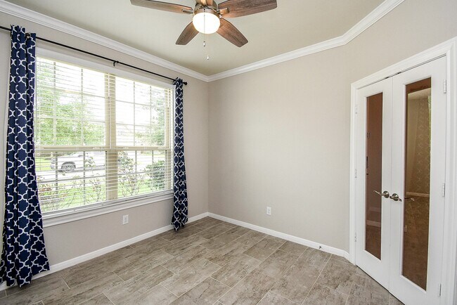 Building Photo - 24918 Meadowthorn Crest Ln