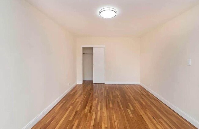 Building Photo - 55-05 Woodside Ave