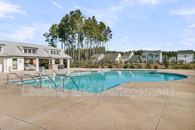 Building Photo - 245 Summer Tanager Dr
