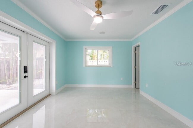 Building Photo - 4643 Bay Crest Dr