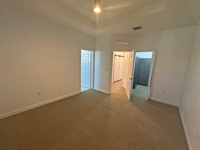 Building Photo - Stylish 3-Bedroom Home with Pool, Garage &...