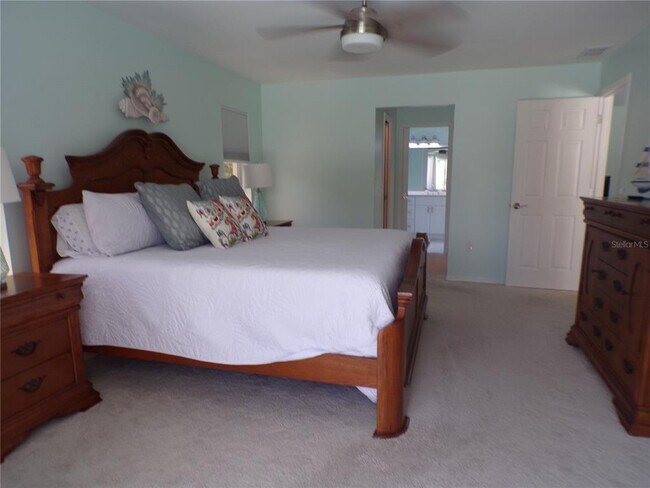 Building Photo - 15624 Hennipen Cir