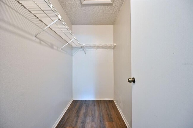 Building Photo - 14325 Hanging Moss Cir