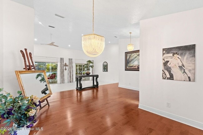 Building Photo - 662 Rossmoor Cir