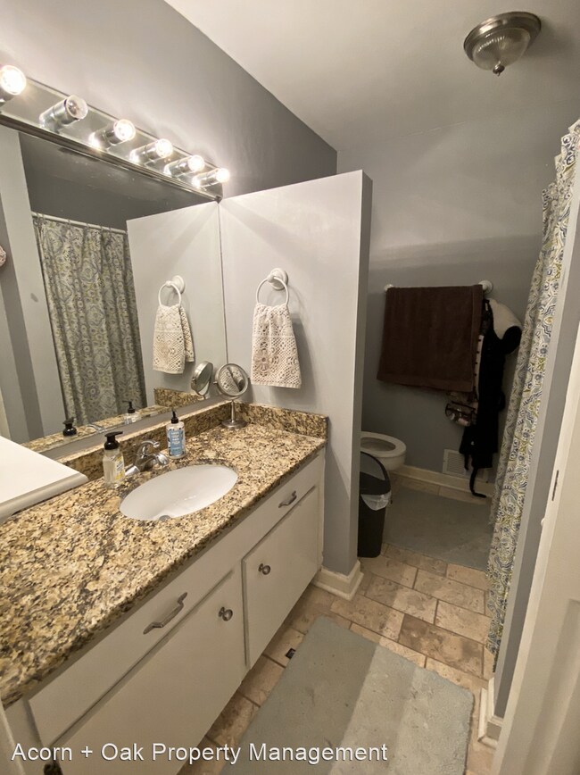 Building Photo - 3 br, 1.5 bath House - 3909 Browning Place