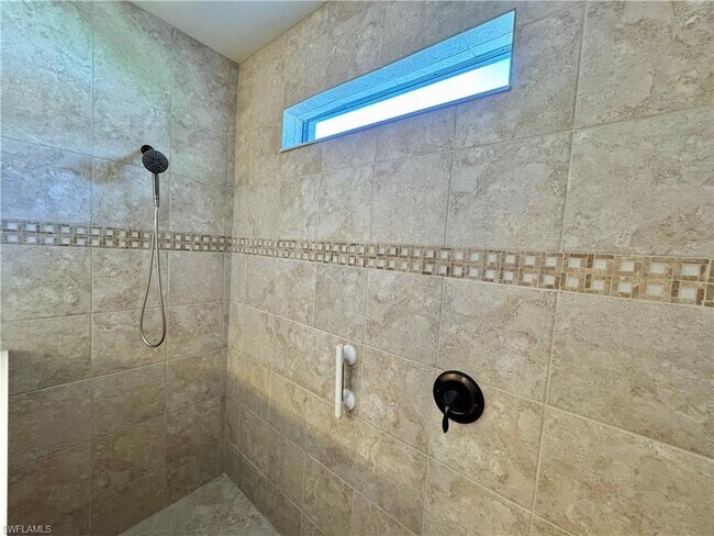 Building Photo - 9418 Greyhawk Trl