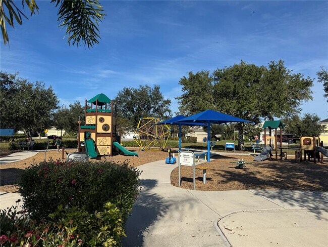 Building Photo - 11765 Forest Park Cir