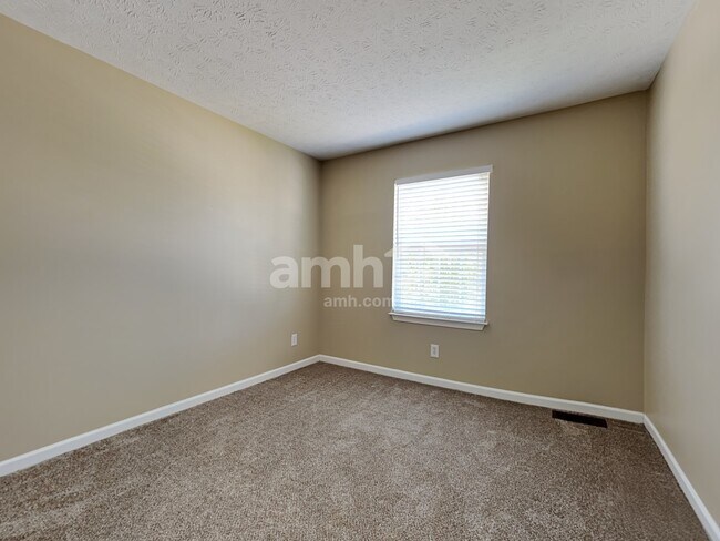 Building Photo - 5623 Appaloosa Circle