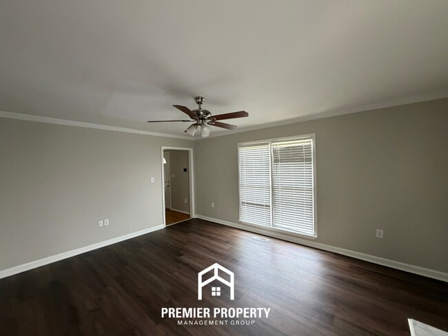 Building Photo - Stunning 3BR/2.5BA Trussville Estate | 1,990 Sq Ft, Stone Fireplace, Garage & Deck