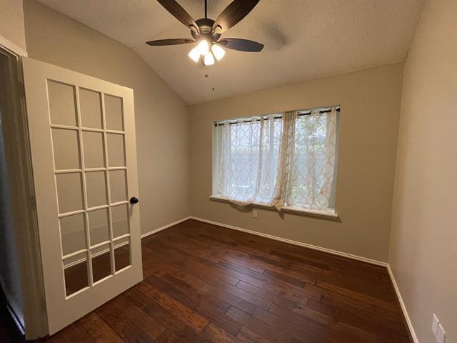 Building Photo - 1405 High Crest Dr
