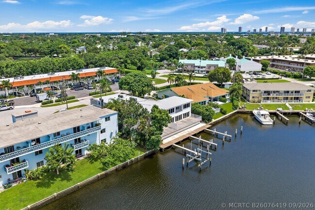Building Photo - 624 Southwind Cir