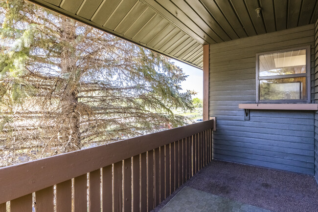 Building Photo - 6955 N 2200 W