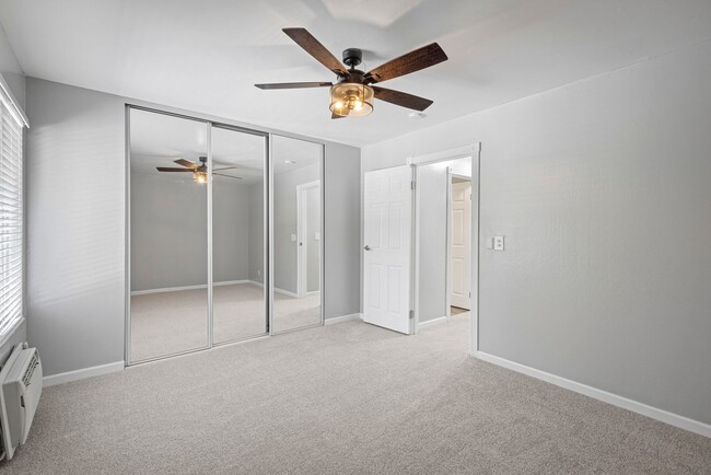 Building Photo - Walnut Creek! 1 bedroom 1 bathroom, Walk t...