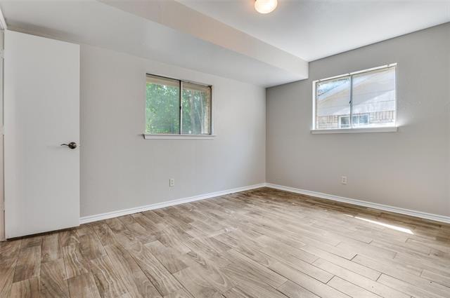 Building Photo - 1311 Willowbrook St