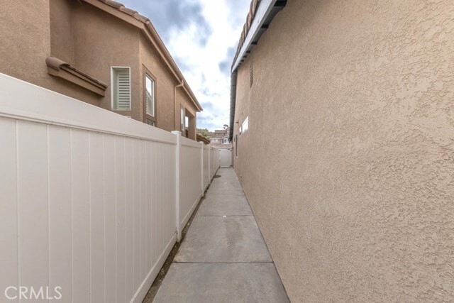 Building Photo - 933 S Dylan Way