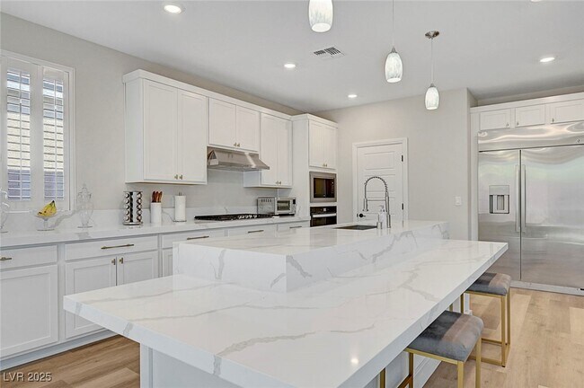 Building Photo - 5477 Vespertine Moon Ave